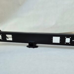 stalowy tylny zderzak