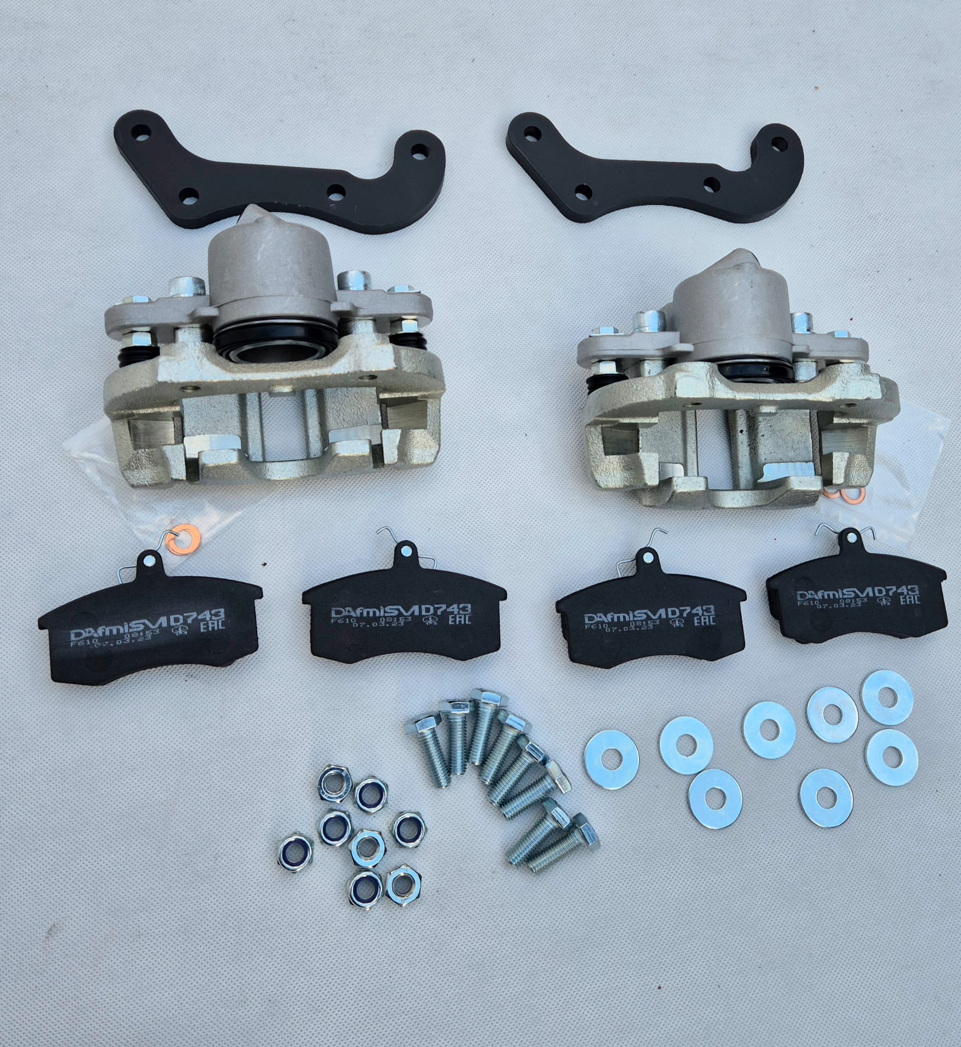 zestaw do tuningu przednich hamulców zestaw do tuningu przednich hamulców